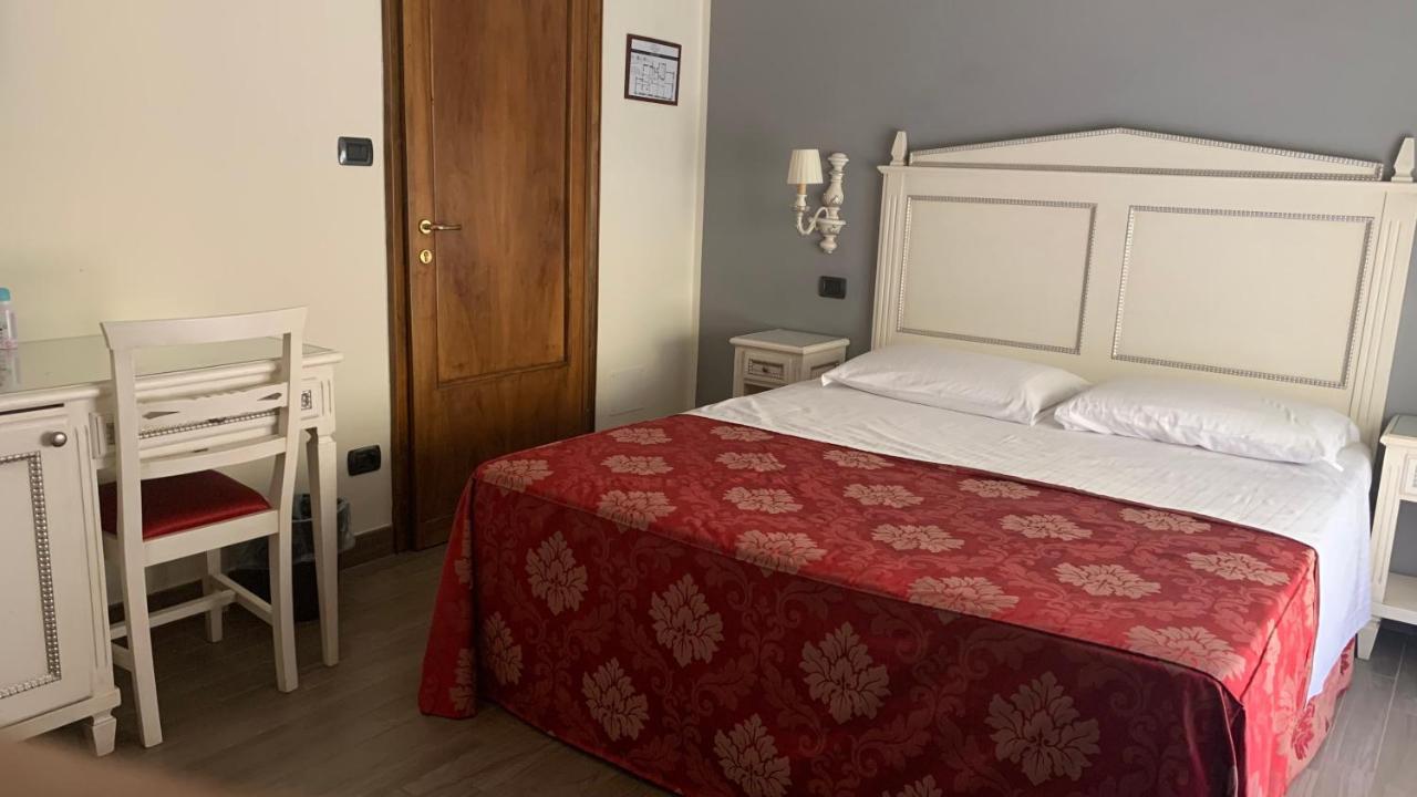 Notti sull'Adige Hotell Verona Exteriör bild