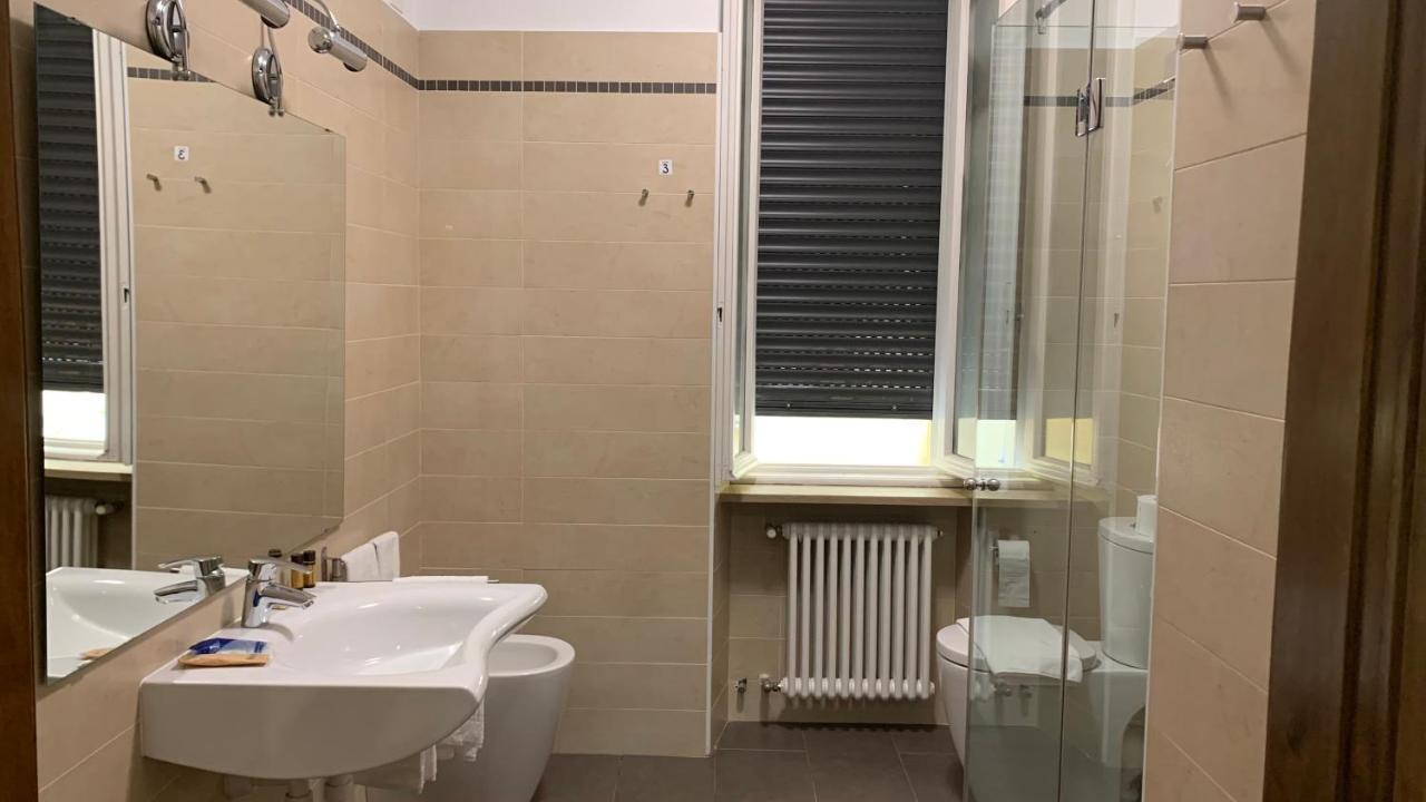 Notti sull'Adige Hotell Verona Exteriör bild