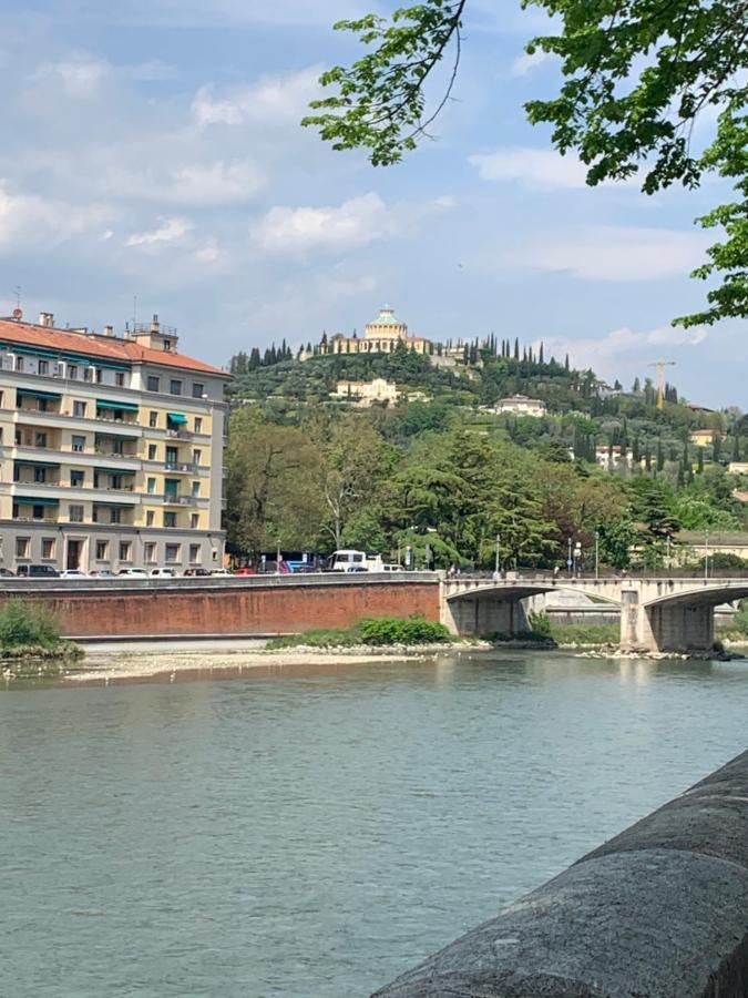 Notti sull'Adige Hotell Verona Exteriör bild